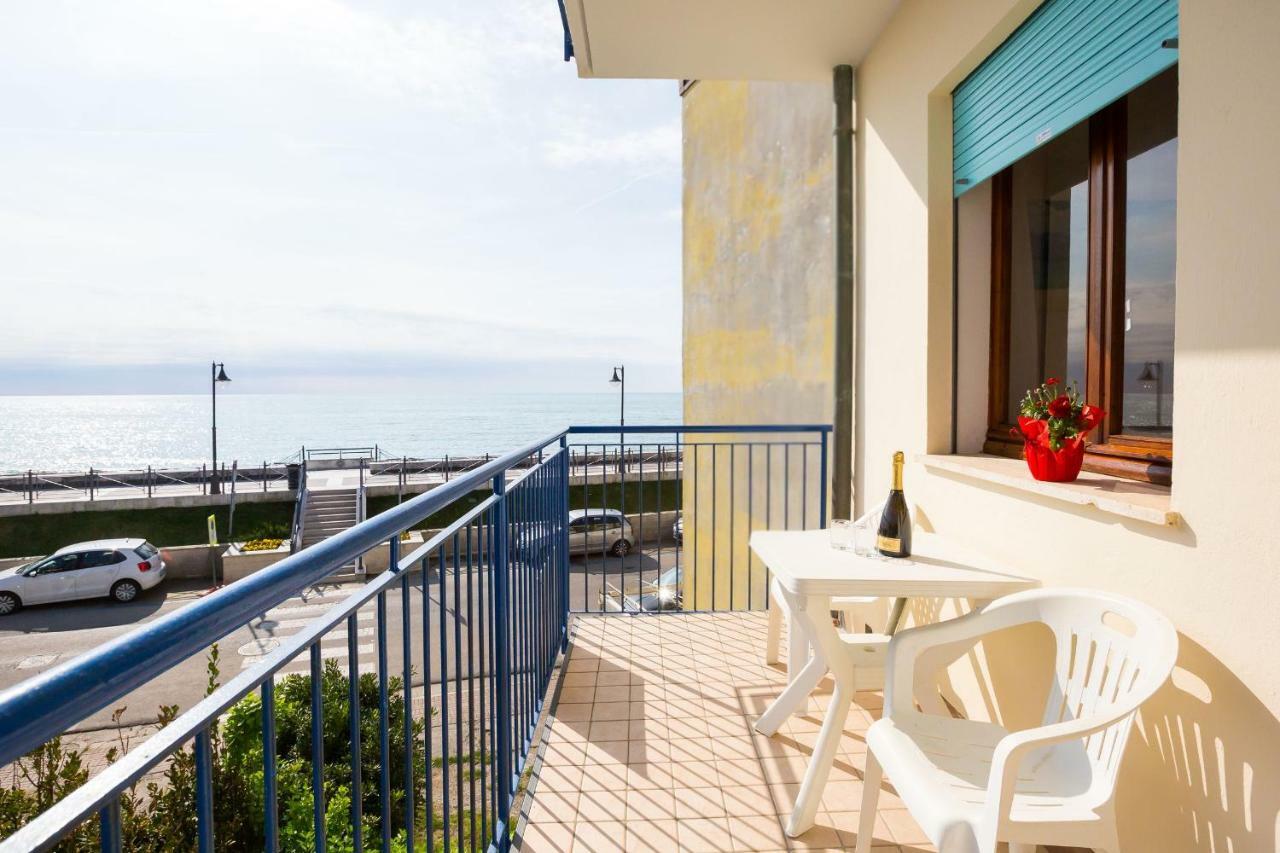Residence Cristallo Caorle Zewnętrze zdjęcie